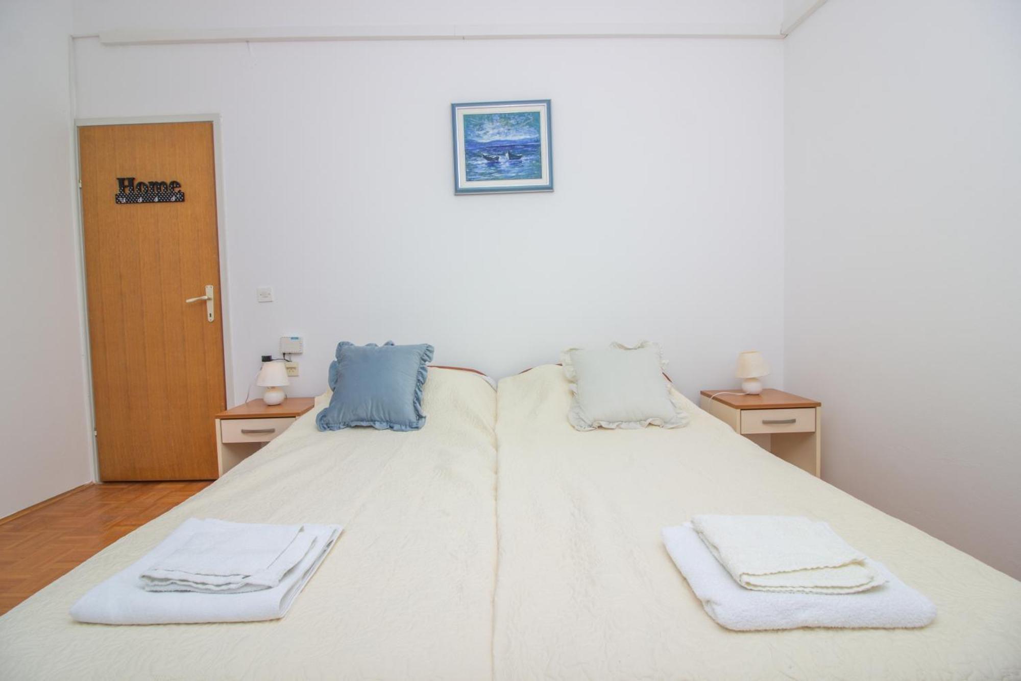 Apartments And Rooms With Parking Space Nin, Zadar - 5805 Room photo